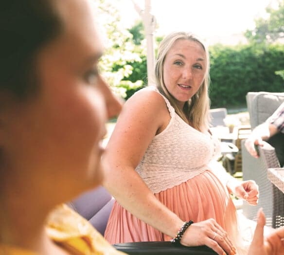 Vänner som umgås, sommarfest