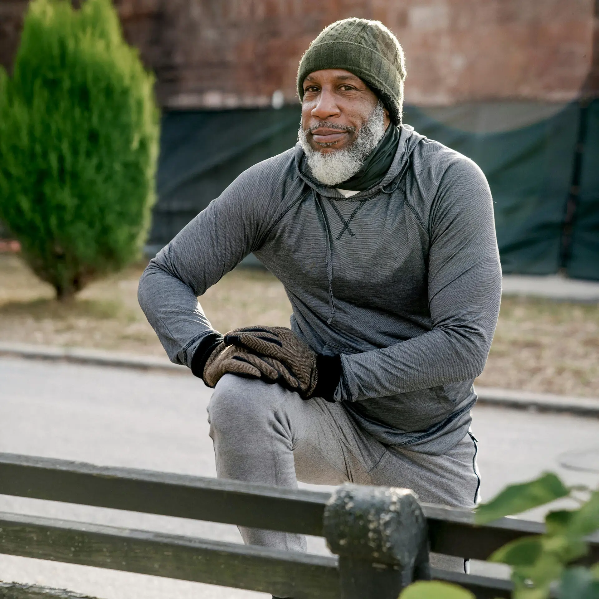 man som stretchar man som stretchar